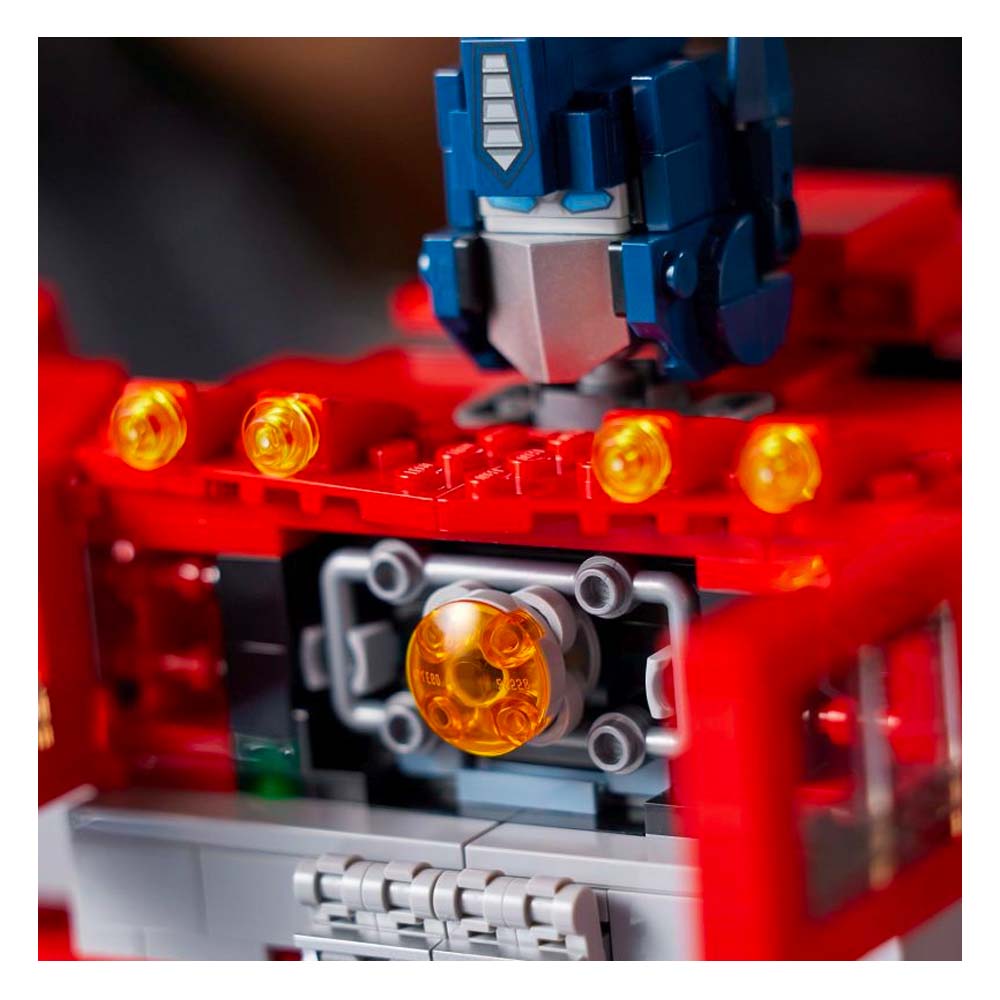 LEGO Icons Optimus Prime 10302 φωτογραφία