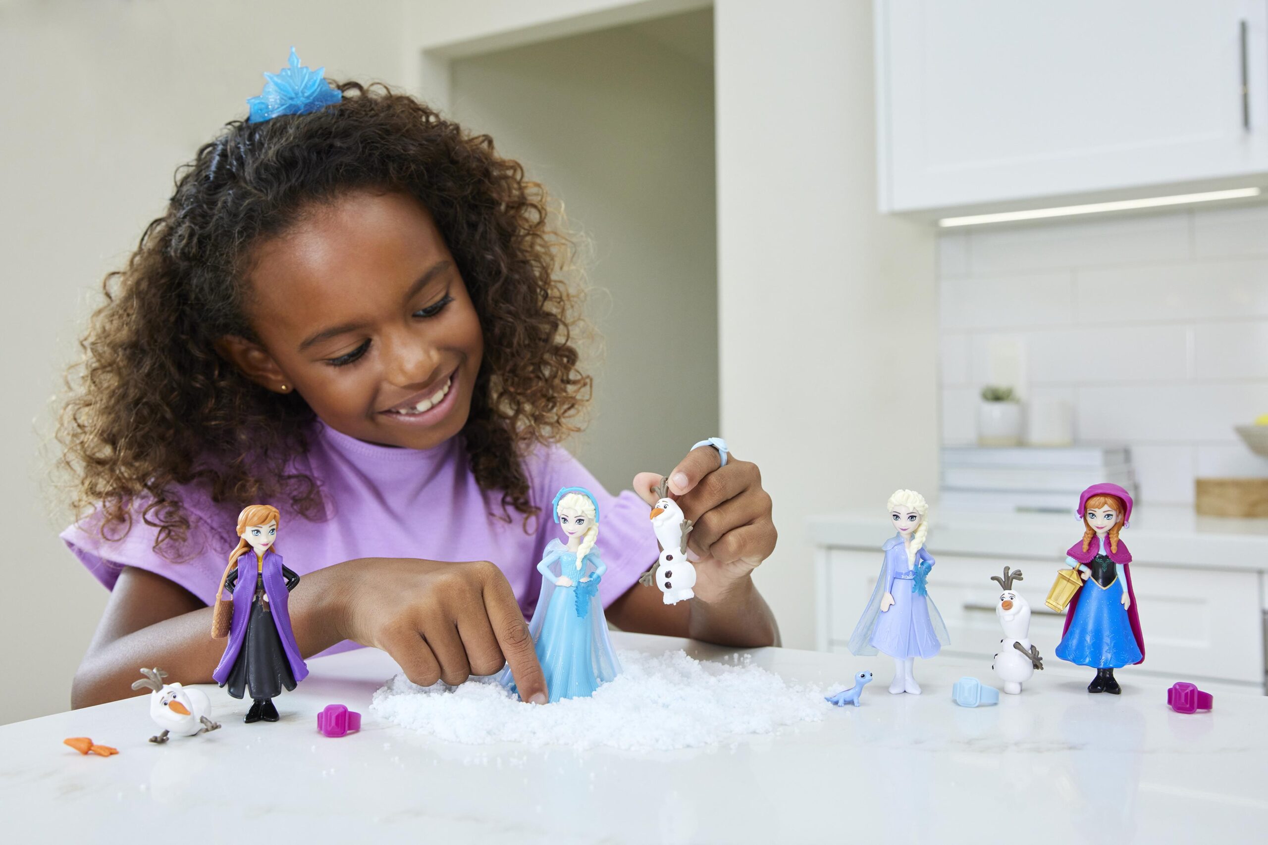 Disney Frozen Snow Reveal Κούκλες 4 Σχέδια HMB83 - 