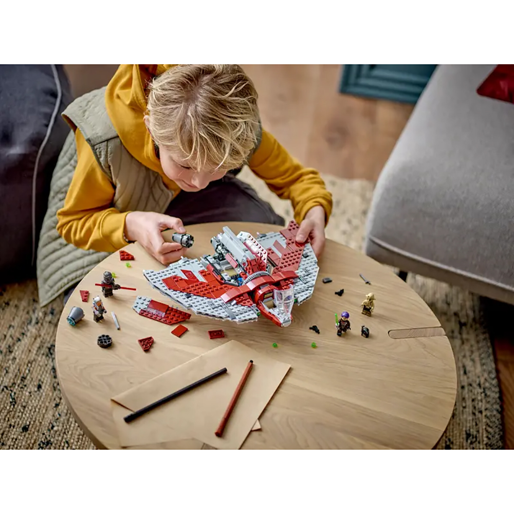 LEGO Star Wars Ahsoka Tano’s T6 Jedi Shuttle 7536 - LEGO Star Wars