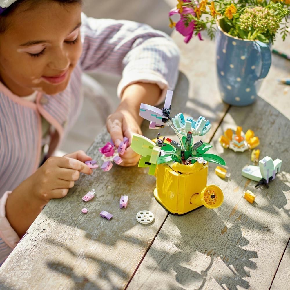 Lego Creator 3-in-1 Flowers in Watering Can για 8+ ετών 31149 - LEGO