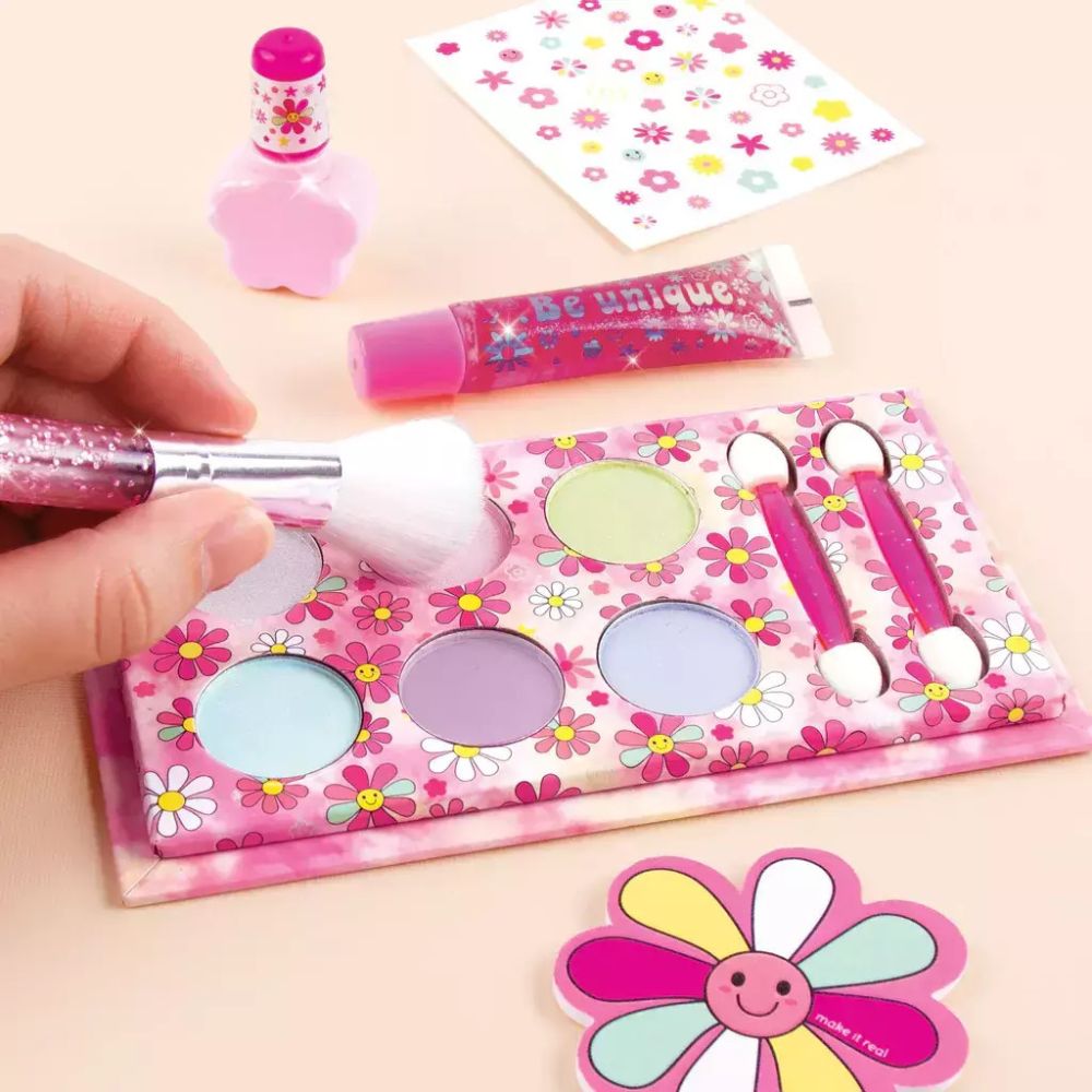 Make It Real - Blooming Beauty Cosmetic Set, 2465 - Make it Real