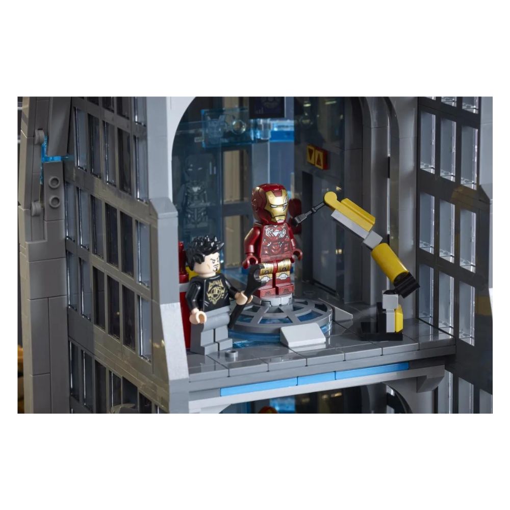 LEGO Super Heroes Avengers Tower 76269 - LEGO