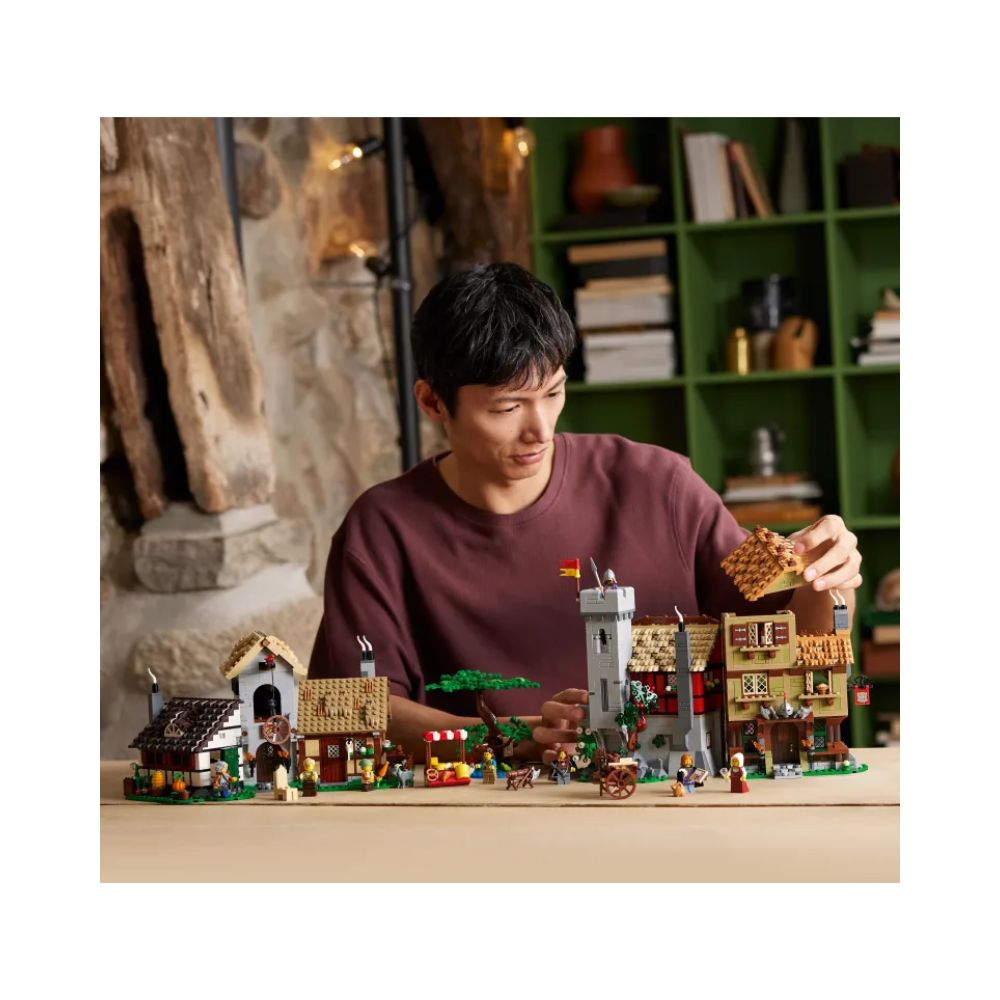 LEGO Icons - Medieval Town Square, 10332 - LEGO, LEGO Icons