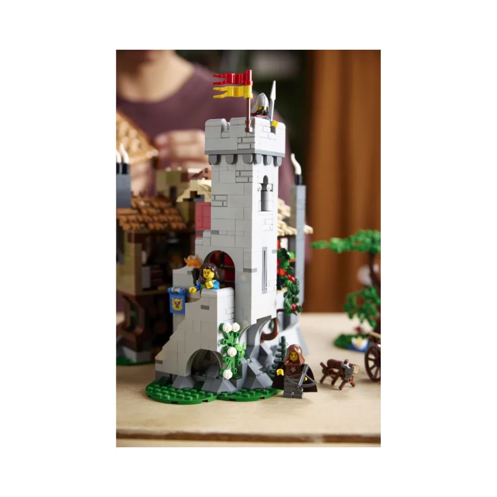 LEGO Icons - Medieval Town Square, 10332 - LEGO, LEGO Icons