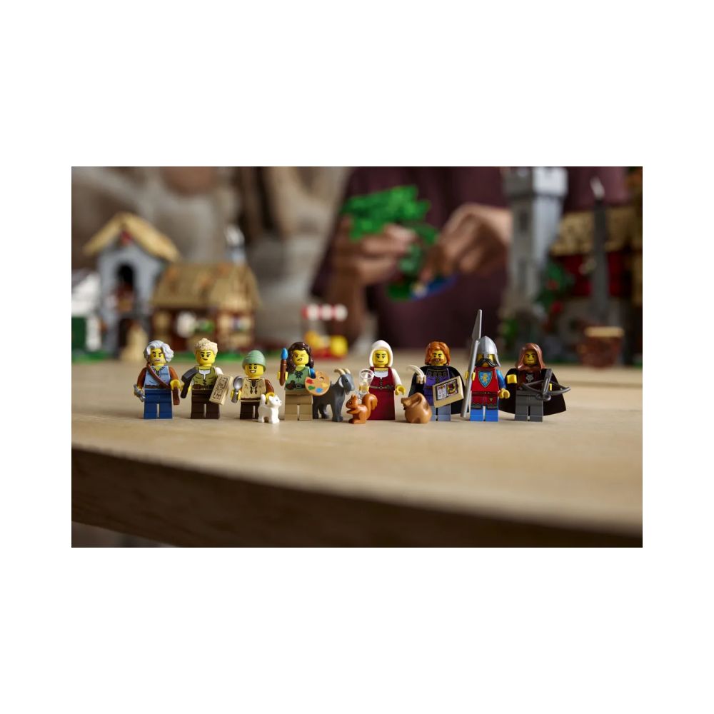 LEGO Icons - Medieval Town Square, 10332 - LEGO, LEGO Icons