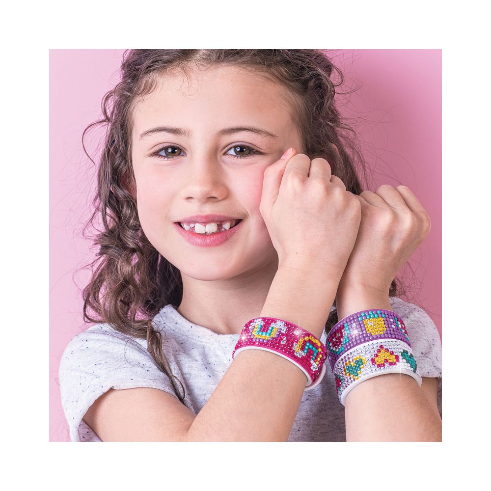 Curious Craft Crystal Creations: Shine Bright Bracelets - Hinkler