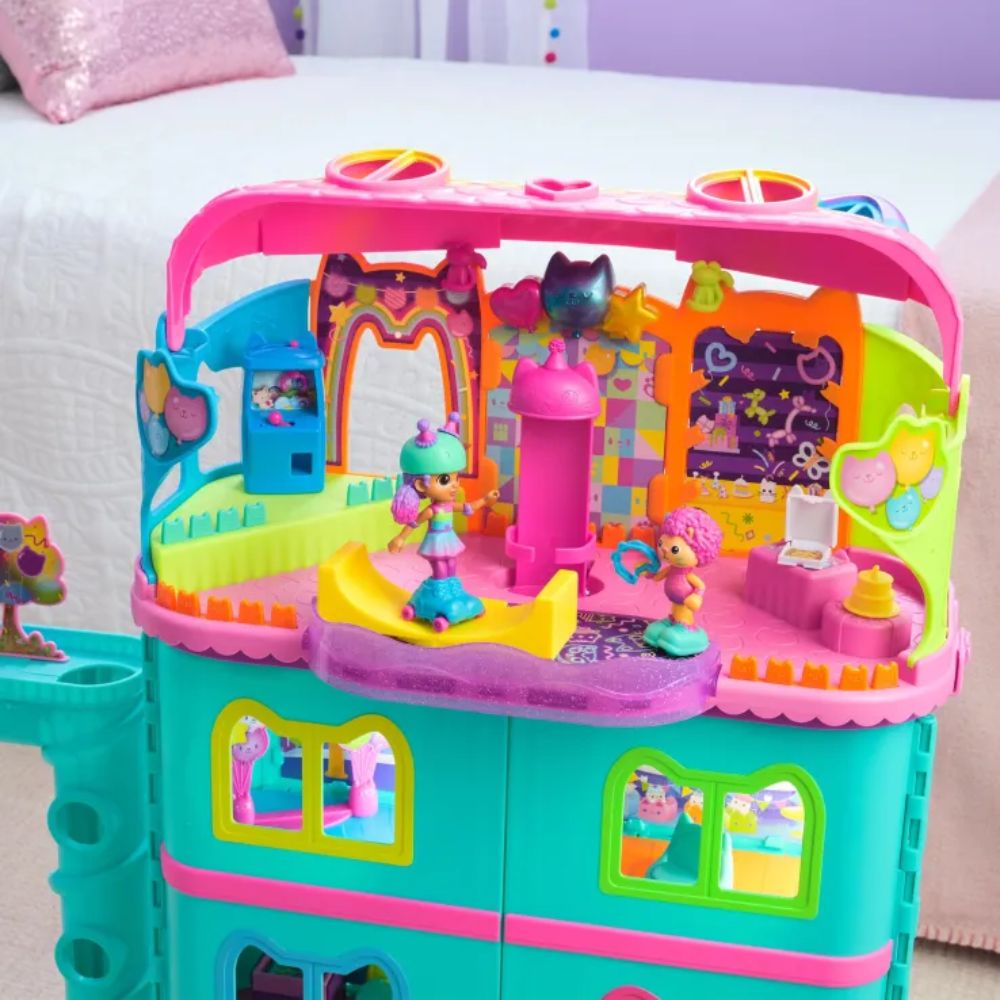 Spin Master Gabby's Dollhouse: Attic & Skate Park Playset 6069755 - Spin Master