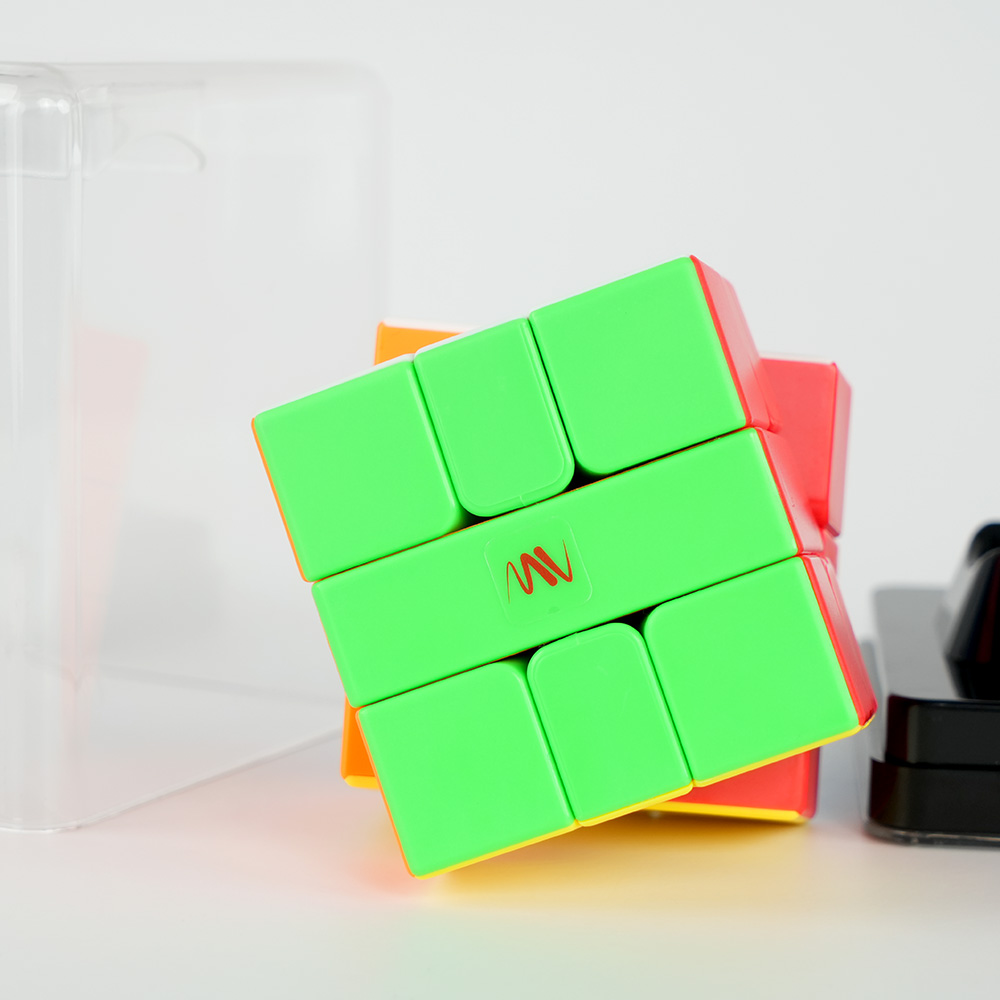 eMVi SQ1 Cube in Display Box, MVC-22 - eMVi Cubes