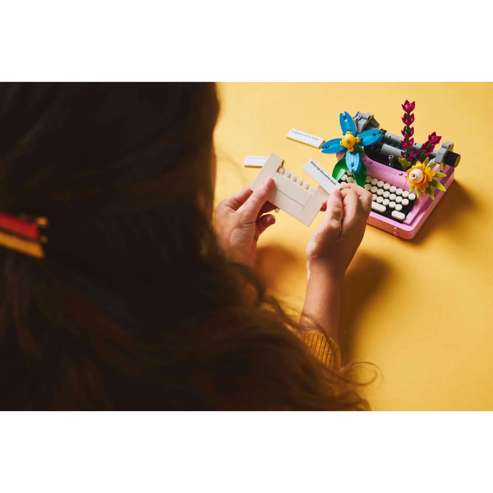 LEGO Creator 3in1Typewriter With Flowers 31169 - LEGO, LEGO Creator