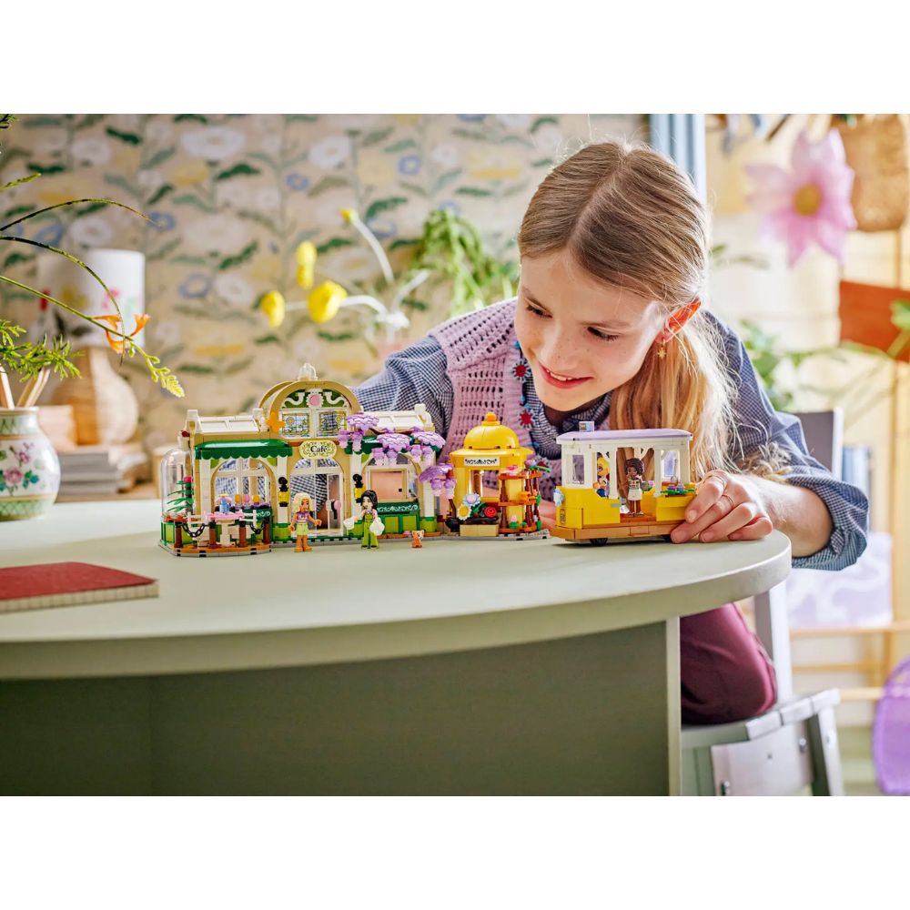 LEGO Friends Plant Cafe & Flower Shop 42671 - LEGO, LEGO Friends