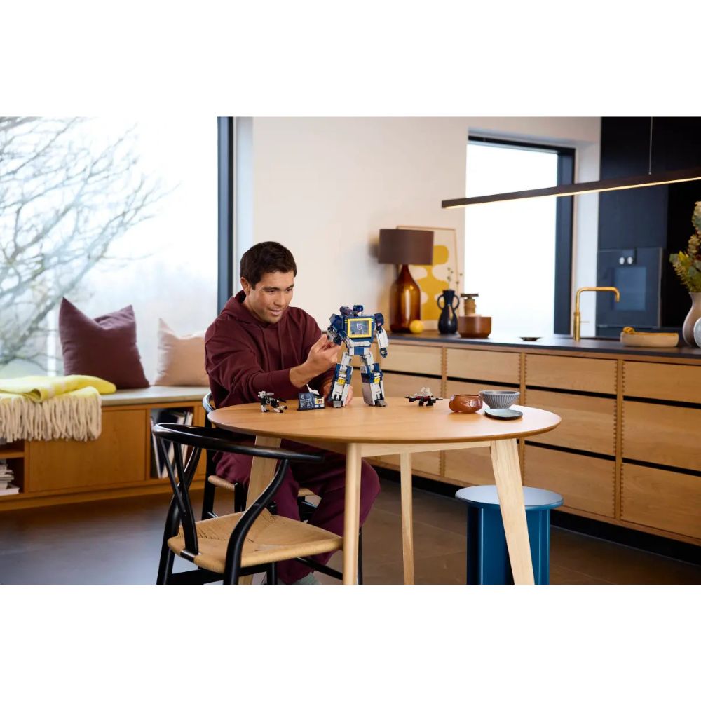 LEGO Icons Transformers Soundwave 10358 - LEGO, LEGO Icons