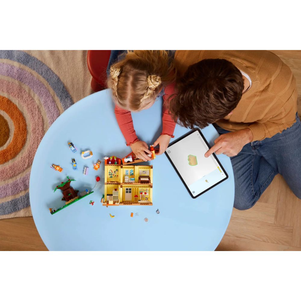 LEGO Bluey's Family House 11203 - LEGO