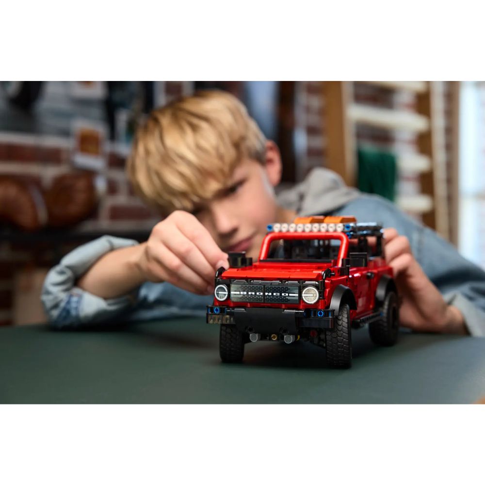 LEGO Technic Ford Bronco 42213 - LEGO, LEGO Technic