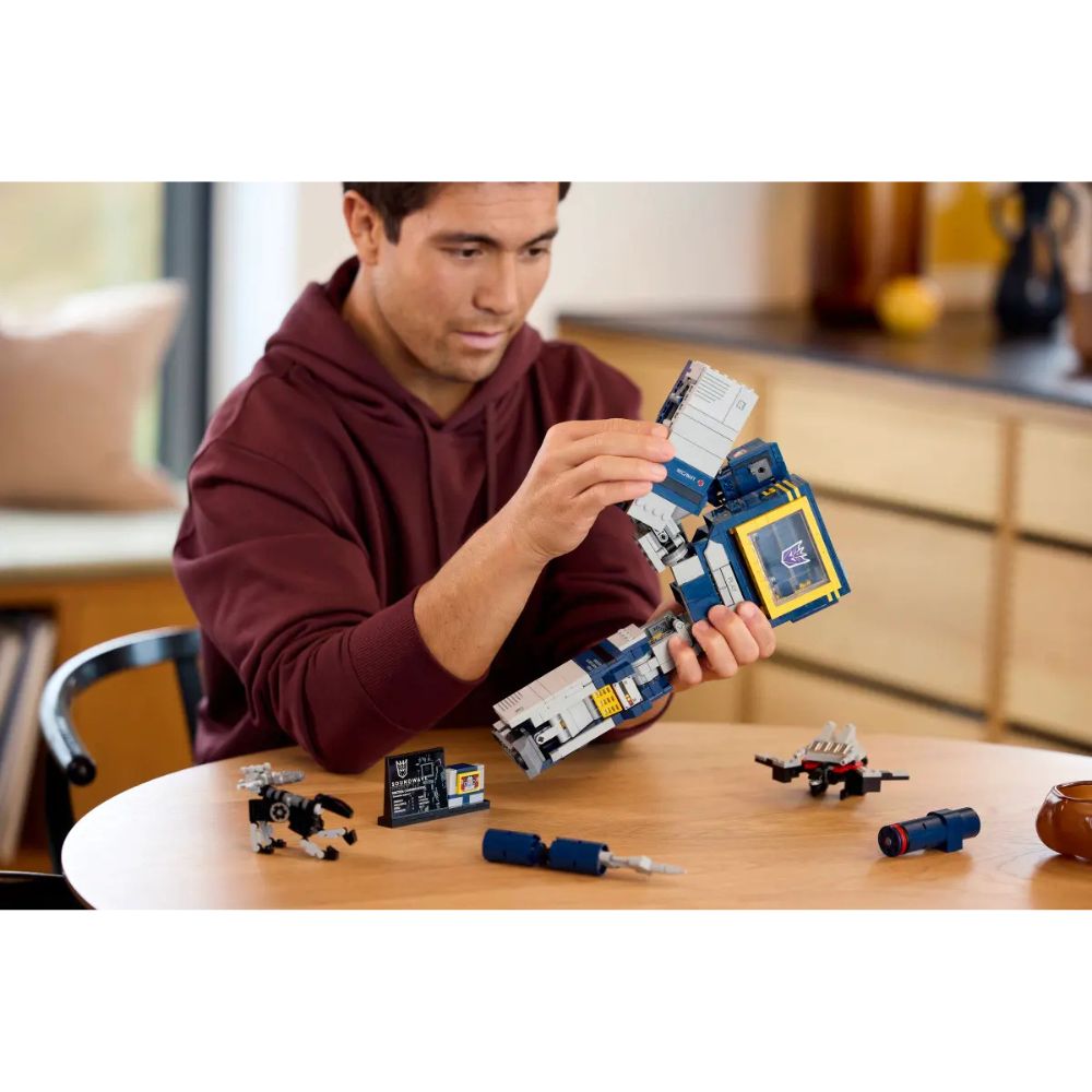 LEGO Icons Transformers Soundwave 10358 - LEGO, LEGO Icons