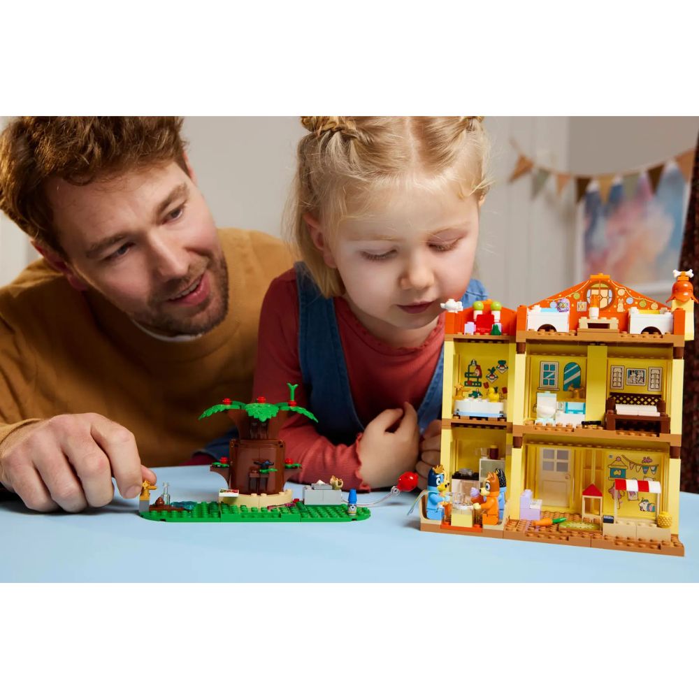 LEGO Bluey's Family House 11203 - LEGO