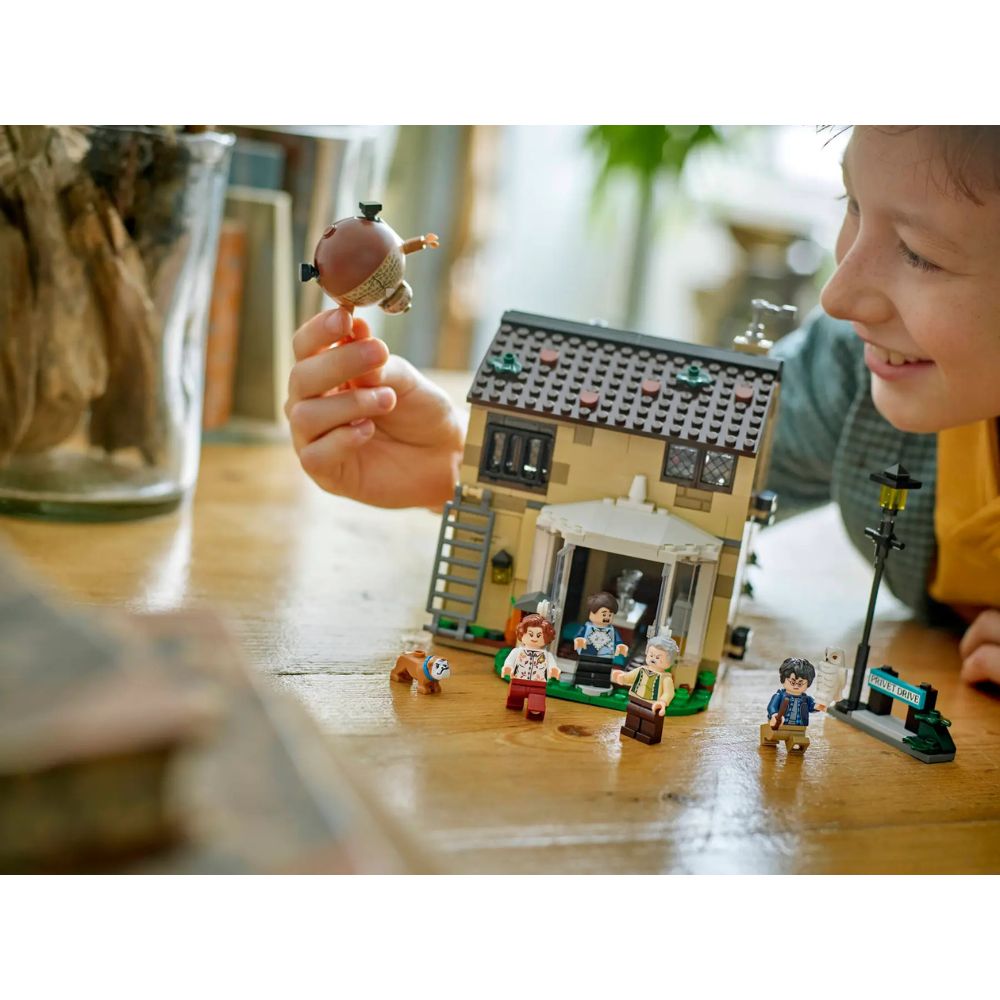 LEGO Harry Potter Privet Drive: Aunt Marge's Visit 76451 - LEGO, LEGO Harry Potter