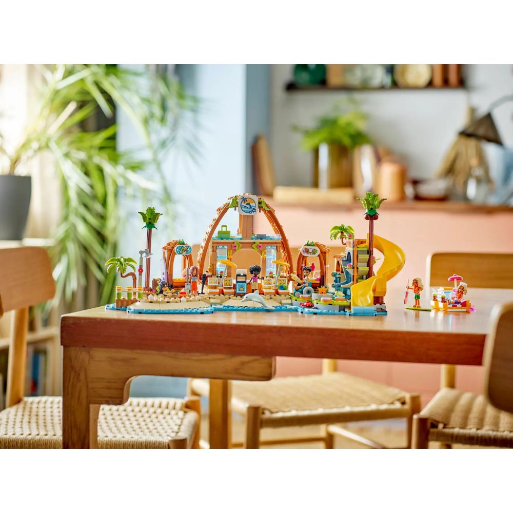 LEGO Friends Family Vacation Beach Resort 42673 - LEGO, LEGO Friends
