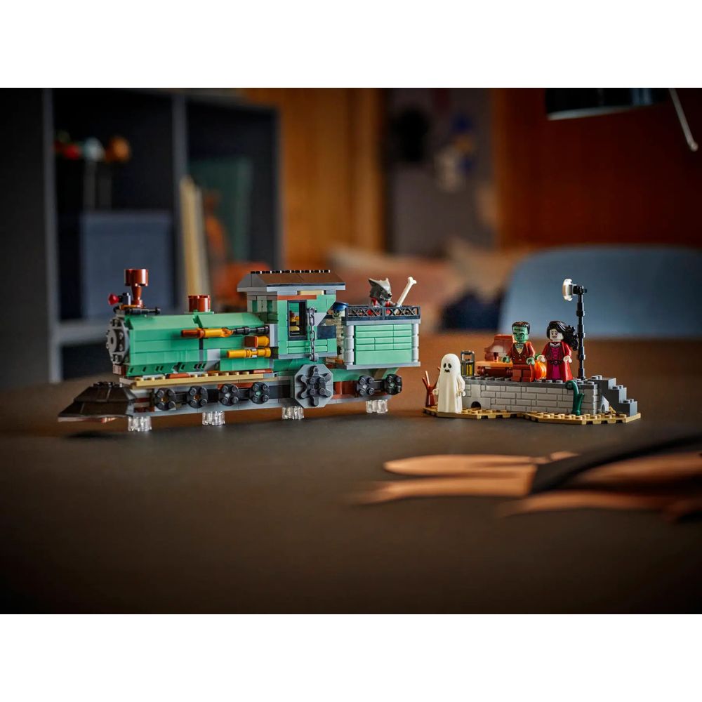 LEGO Creator 3 in 1 Haunted Mansion 31167 - LEGO, LEGO Creator