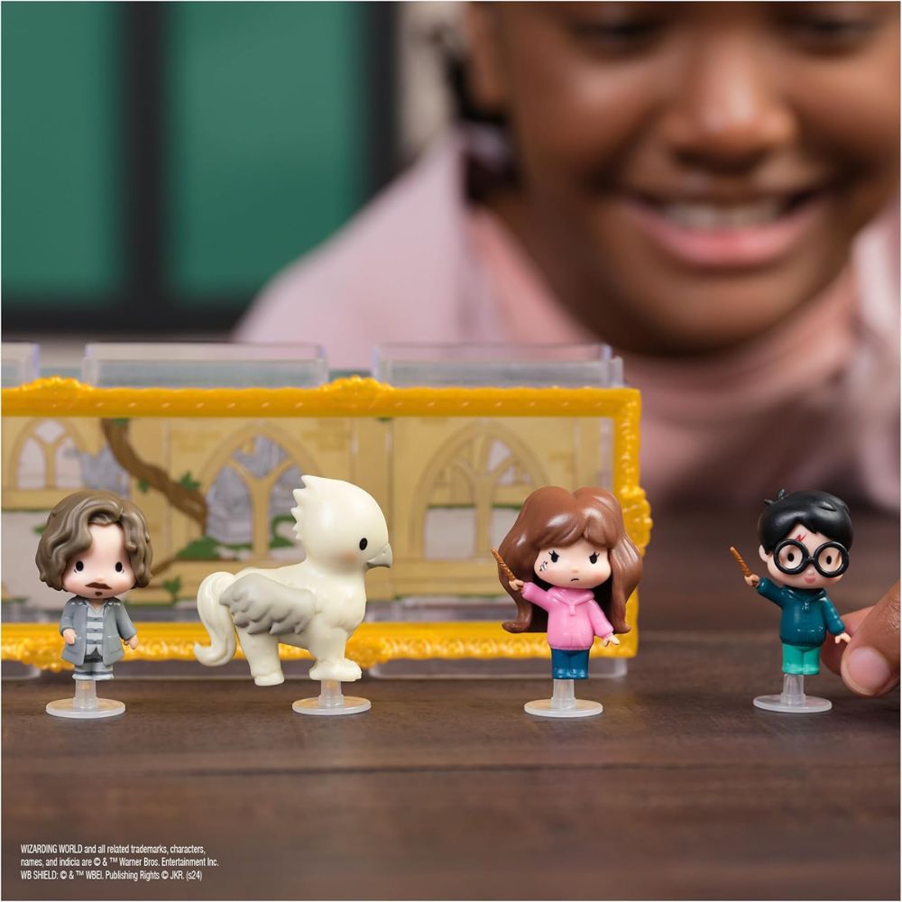 Spin Master Harry Potter: Micro Magical Moments - Sirius Black/Buckbeak/Hermine Granger/Harry Potter Figure Set 6069429 - Spin Master