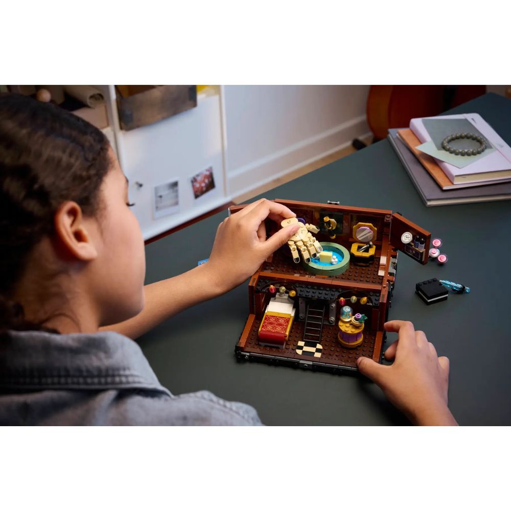 LEGO Wednesday Thing's Apartment 76785 - LEGO, LEGO Wednesday